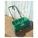 SCOTTS Green Seeder