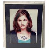 Amanda Peet autographed framed photo