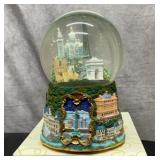 San Francisco music box, Paris, water globe NRFB