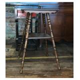 VTG OAK CENTER TABLE TURNED LEGS
