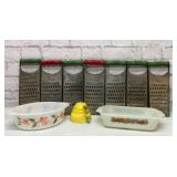 VTG fire king casseroles, Simplex graters