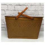 VTG picnic basket