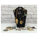 Assorted vintage costume jewelry