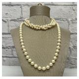 2 VTG Pearl necklaces