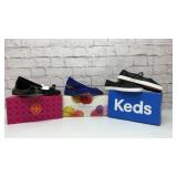 Ladies shoes size 9