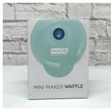 DASH  Mini waffle maker