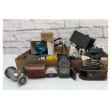 Assorted vtg camera equipment