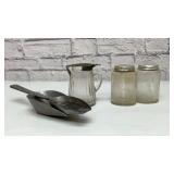 Hoosier salt & pepper, creamer, 2 scoops