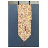 TOILE TABLE RUNNER RED/YELLOW 67
