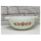 Pyrex butterfly gold Cinderella 1972 bowl
