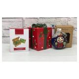 ASSORTED CHRISTMAS ORNAMENTS, LIGHTED GIFT