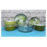 VTG casseroles, pie plates