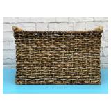 Lg basket with wood handles