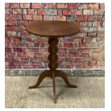 VTG round occasional table