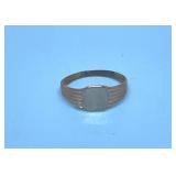 10 K yellow gold baby ring .46 g