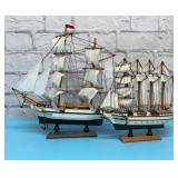 2 model ships