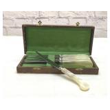 SHEFFIELS MOTHER OF PEAR KNIVES