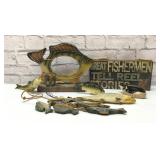 Fishing decor items
