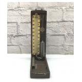 1917 BAUMANOMETER BLOOD PRESSURE MONITOR
