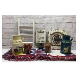 Assorted country decor