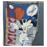 DODGERS MICKEY MOUSE THROW
