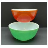 2(9") vintage Pyrex mixing bowls