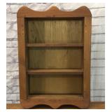 28 x 20 x 7 Country wall hanging shelf