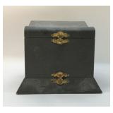 Victorian collar box with collar and buttons