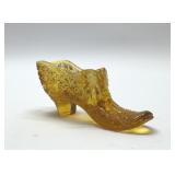 FENTON DAISY & BUTTON GLASS SLIPPER