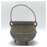 GATEMARK CAST IRON CAULDRON