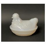 VTG HAZEL ATLAS HEN ON A NEST