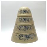 PYREX VTG HOMESTEAD MIXING BOWL SET