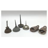 OIL LAMPS, 2 SM TRAPS