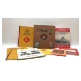 MARINE CORPS SCRAP BOOK, PAPERGOODS