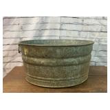 VINTAGE GALVANIZED STEEL TUB
