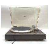 JVC QUARTZ LOCK TURNTABLE