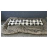 LG DOG BED WITH PLAID COVER