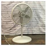 LASKO STANDING OSCILLATING FAN