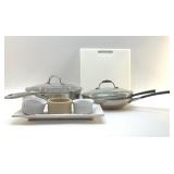 Assorted kitchenware