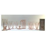 Assorted 1940s pink glassware