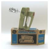 1970s GE avocado, green mixer