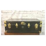 ANTIQUE VINTAGE STEAMER TRUNK