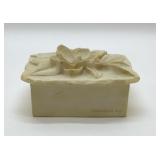 HEN FEATHERS MAGNOLIA TRINKET BOX