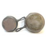 2 CAST IRON USA SKILLETS