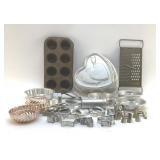 VTG COOKIE CUTTERS, CAKE MOLDS DECORATING TIPS