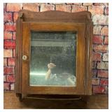ANTIQUE MIRRORED MEDICINE BATHROOM CABINET