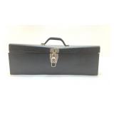 TOOLBOX WITH TOOLS 19 X 6x6