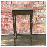 ANTIQUE WOOD SIDE TABLE