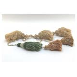 6 KEY TASSELS 4"