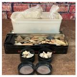ASSORTED ARROWHEADS ARTIFACTS BONES OBSIDIAN